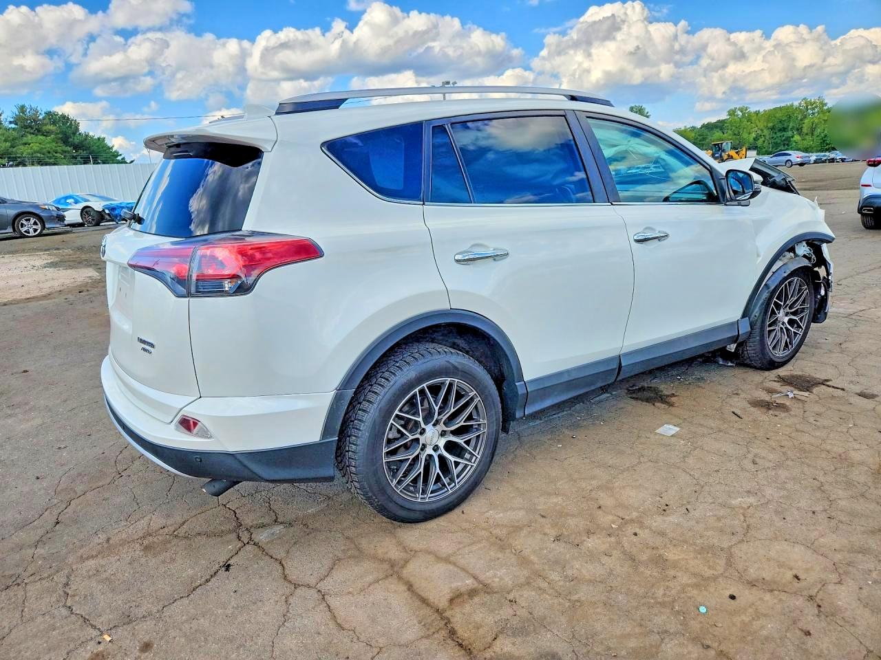 2016 TOYOTA RAV4 LIMITED — снимка 3