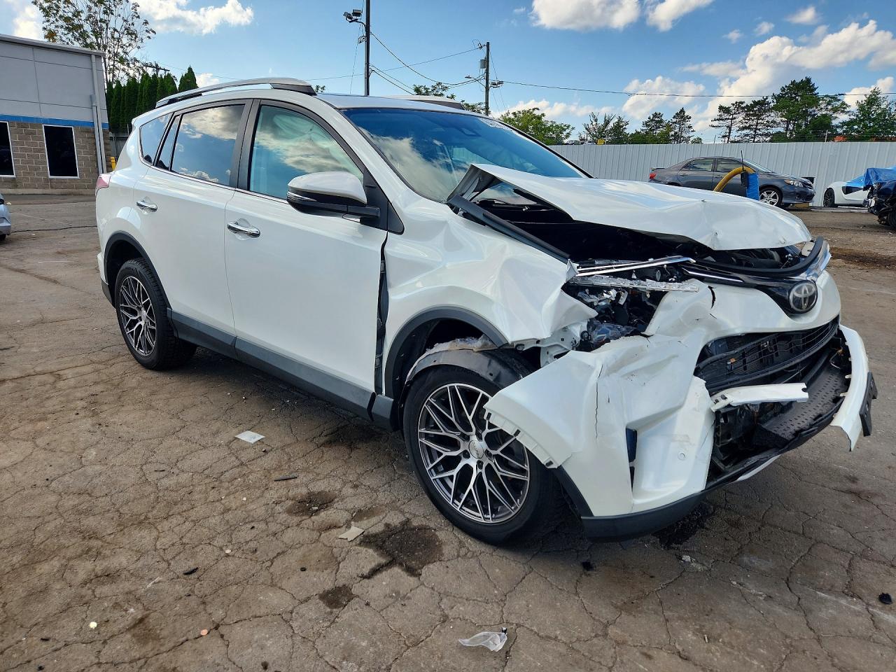 2016 TOYOTA RAV4 LIMITED — снимка 4