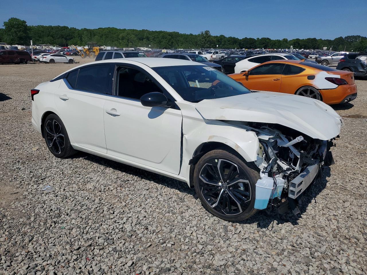 2026 NISSAN ALTIMA SR — снимка 4