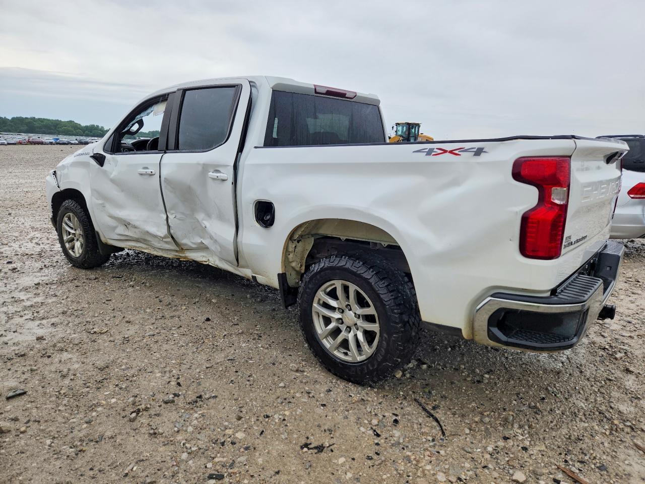 2019 CHEVROLET SILVERADO K1500 LT — снимка 2