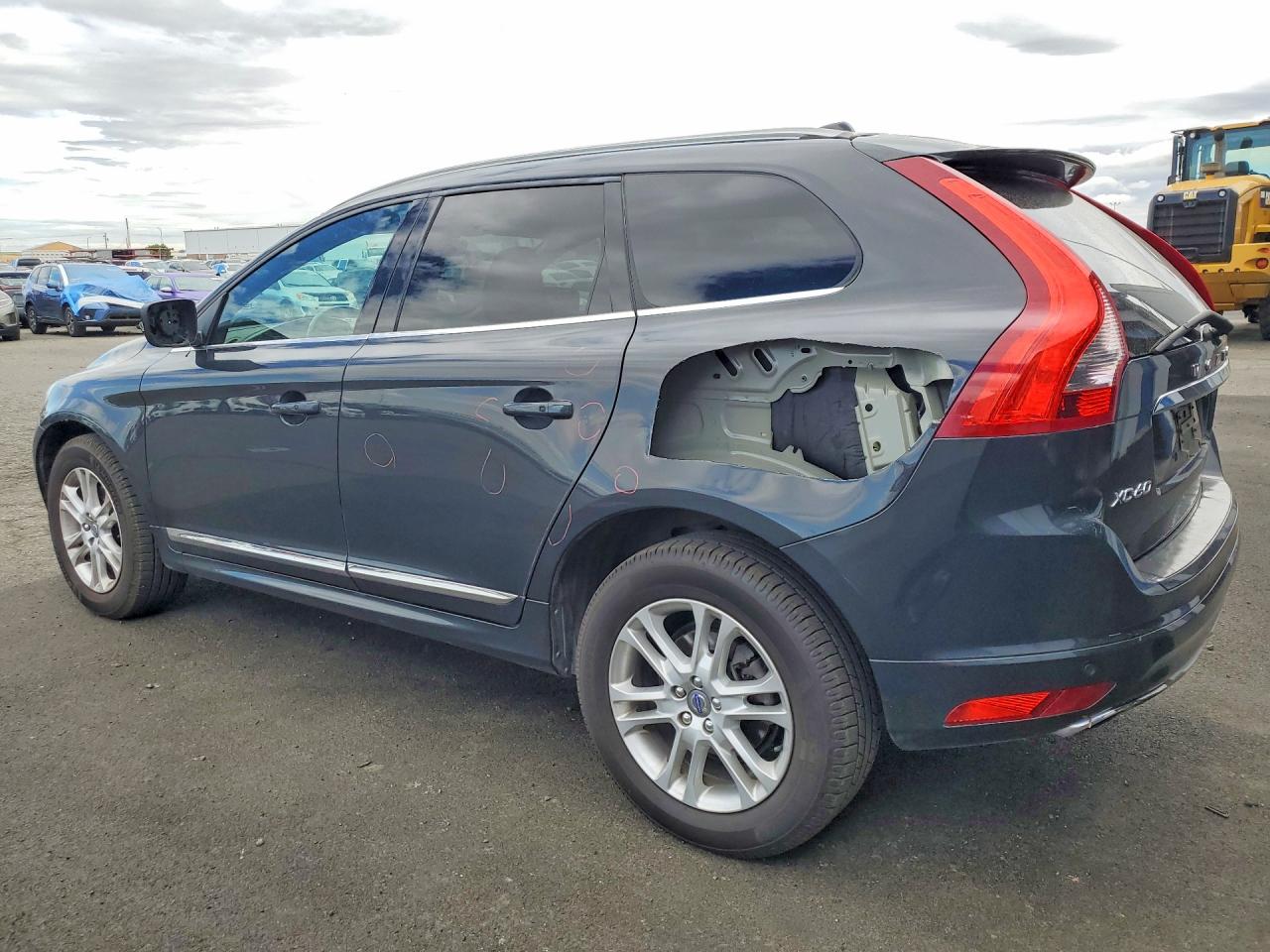 2015 VOLVO XC60 T5 PREMIER — снимка 2