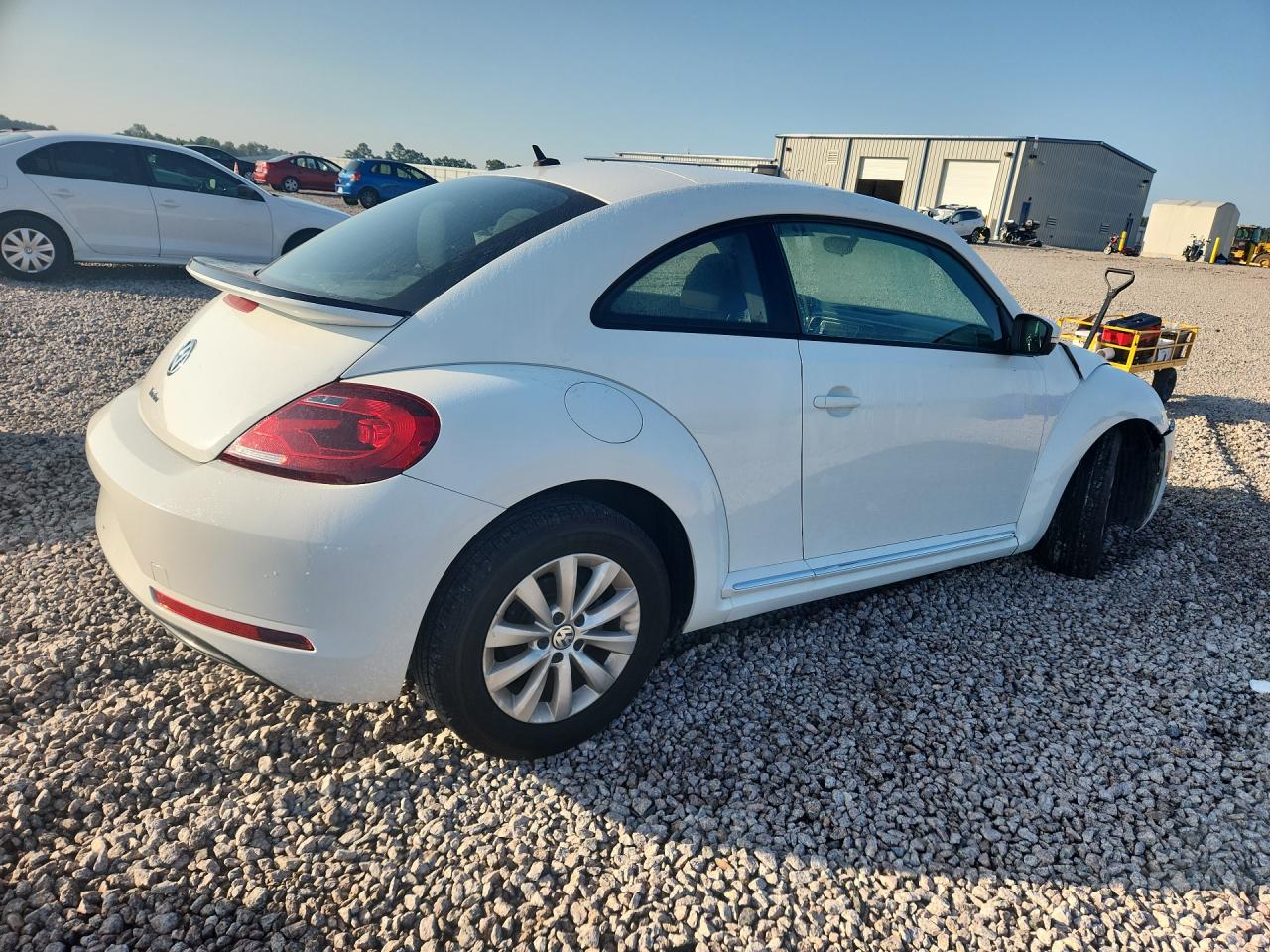 2019 VOLKSWAGEN BEETLE S — снимка 3