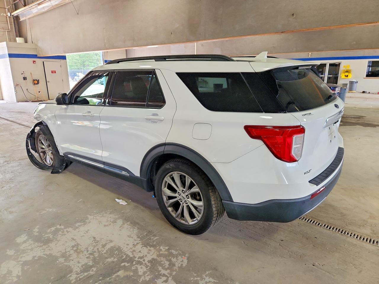 2020 FORD EXPLORER XLT — снимка 2