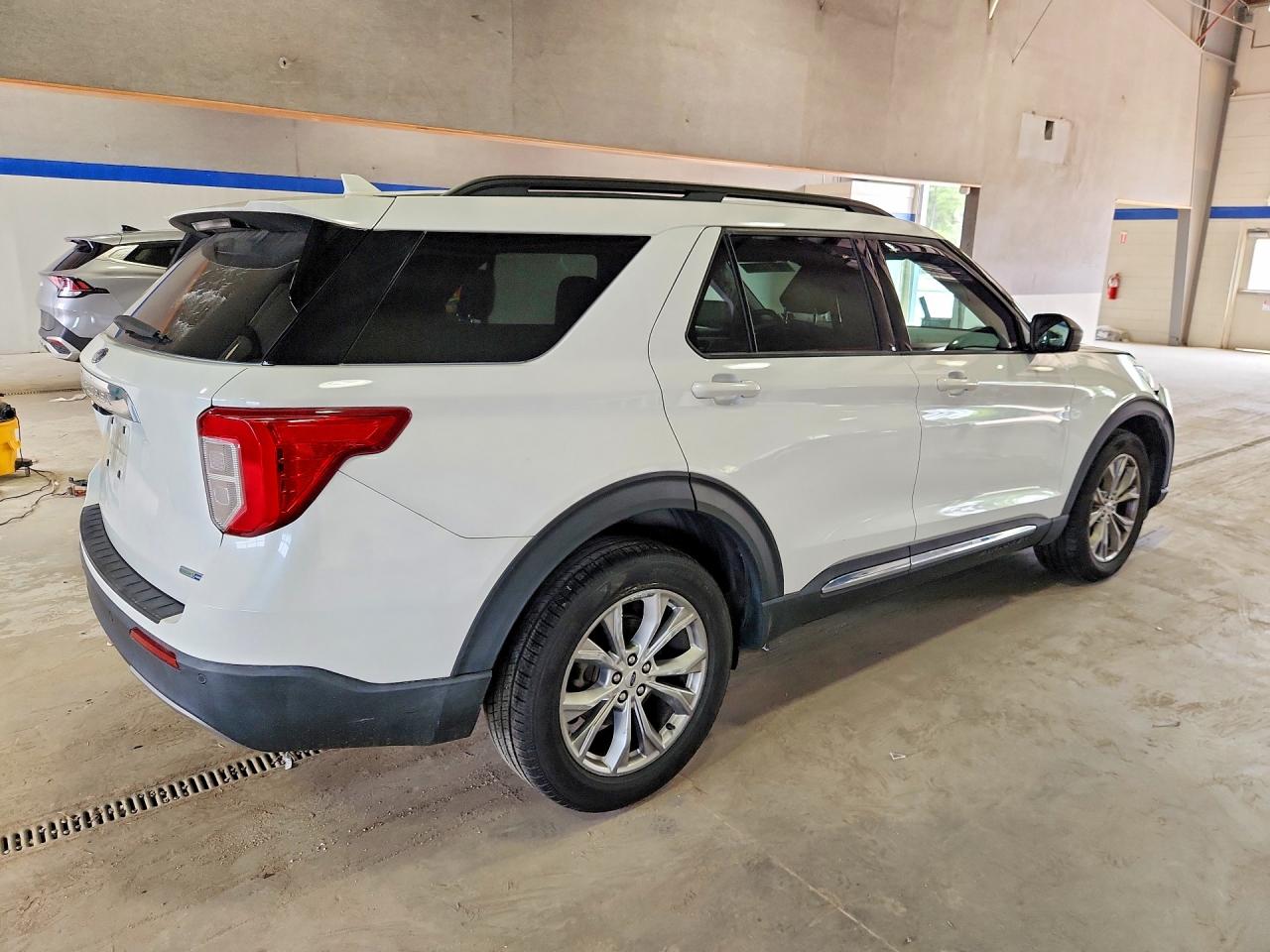 2020 FORD EXPLORER XLT — снимка 3