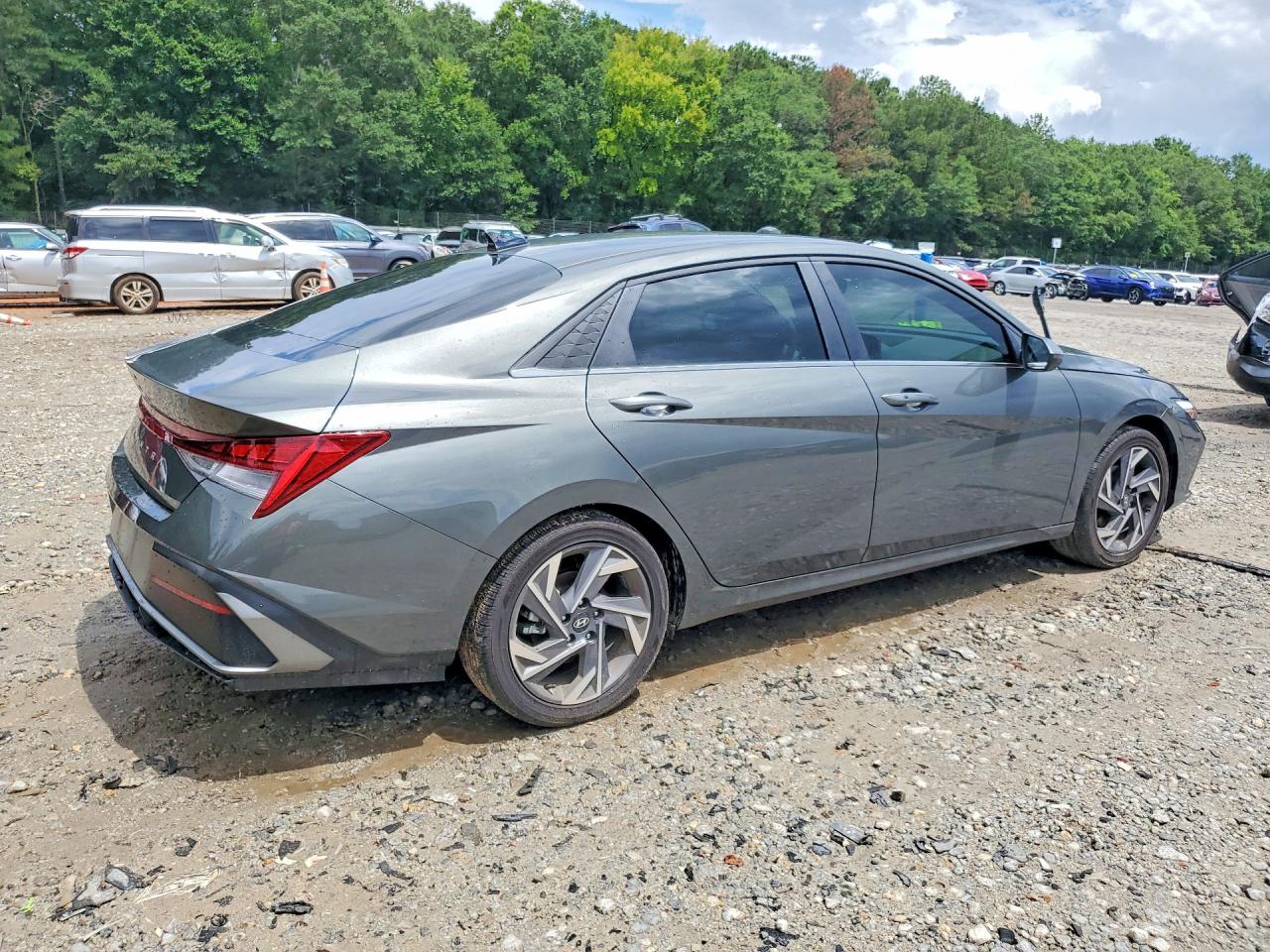 2025 HYUNDAI ELANTRA SEL — снимка 3