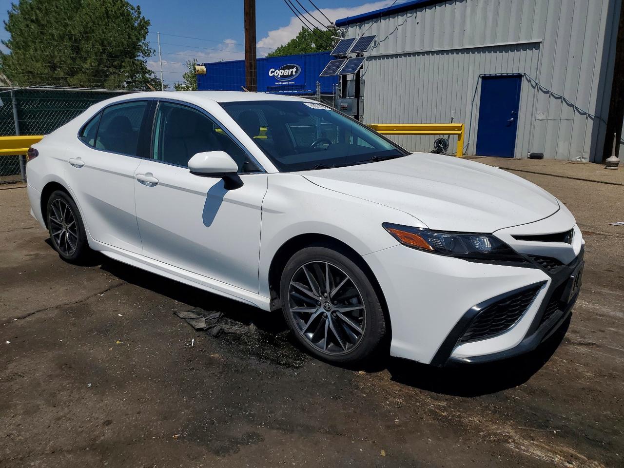 2021 TOYOTA CAMRY SE — снимка 4