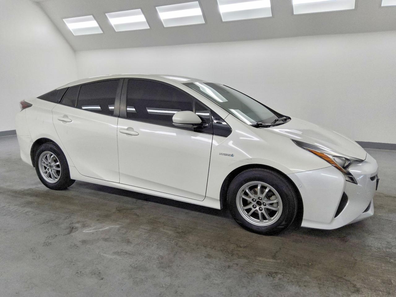 2018 TOYOTA PRIUS TWO — снимка 4