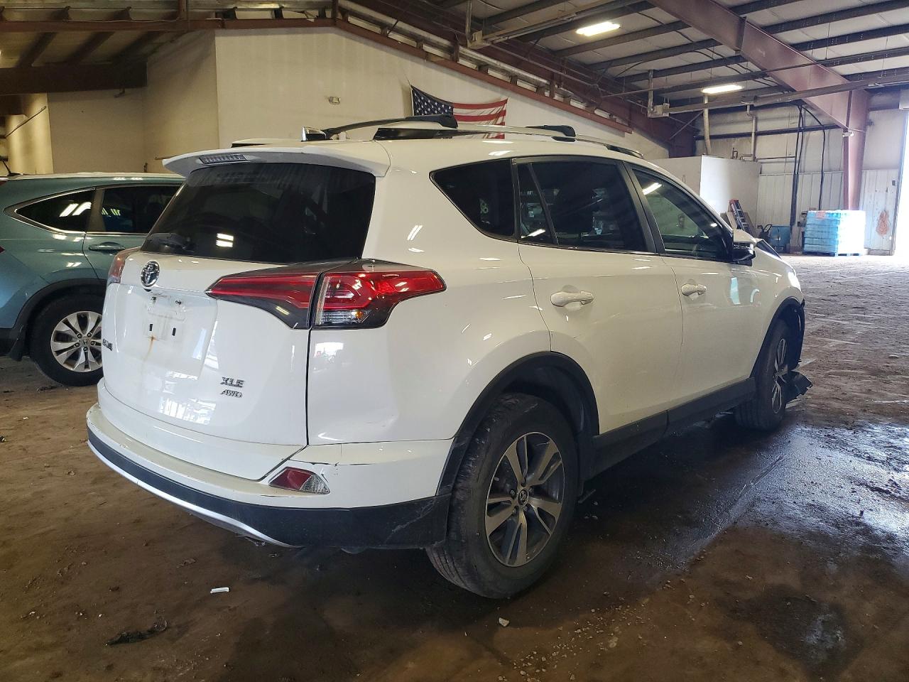 2016 TOYOTA RAV4 XLE — снимка 3