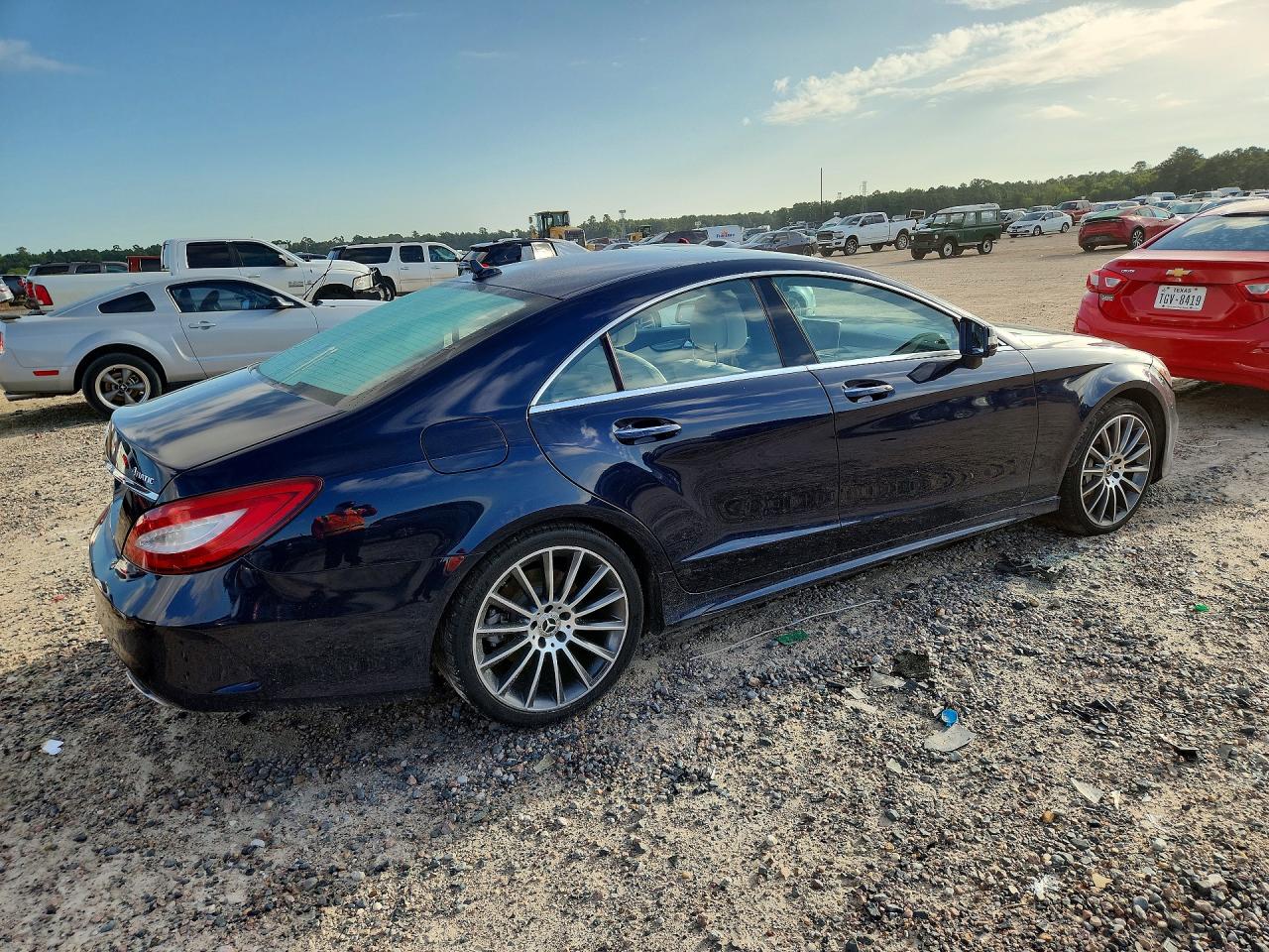 2017 MERCEDES-BENZ CLS 550 4MATIC — снимка 4