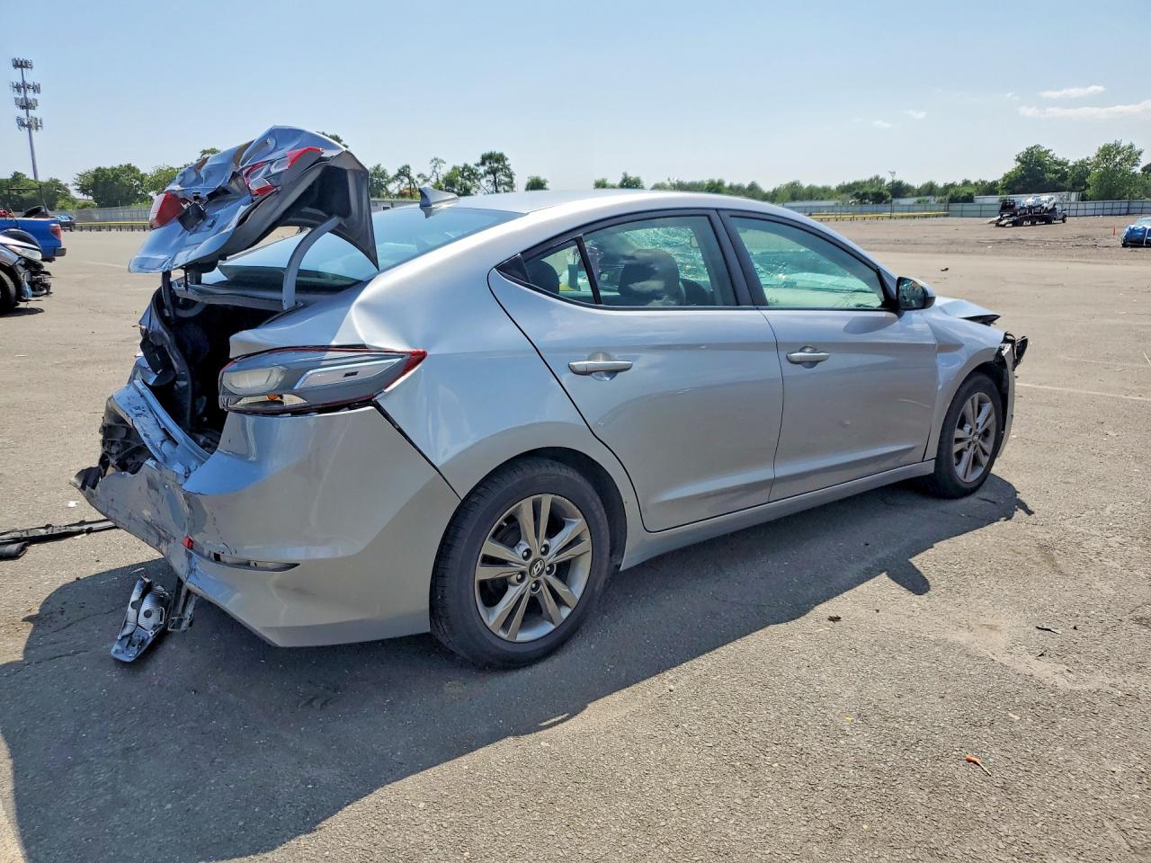2017 HYUNDAI ELANTRA SE — снимка 3