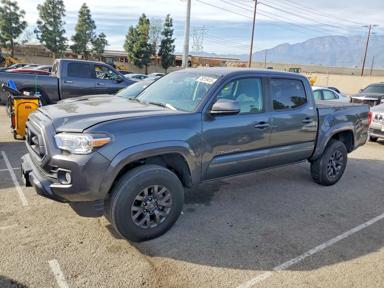 2022 TOYOTA TACOMA SR5 V6