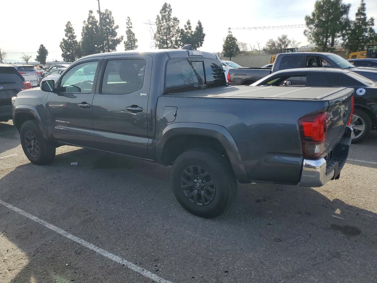 2022 TOYOTA TACOMA SR5 V6 — снимка 2