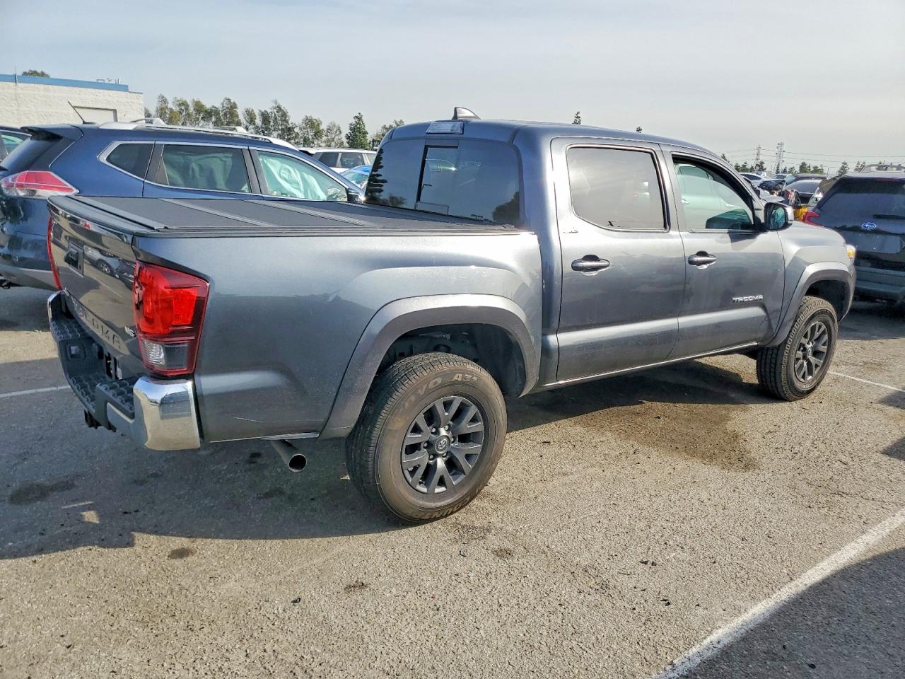 2022 TOYOTA TACOMA SR5 V6 — снимка 3