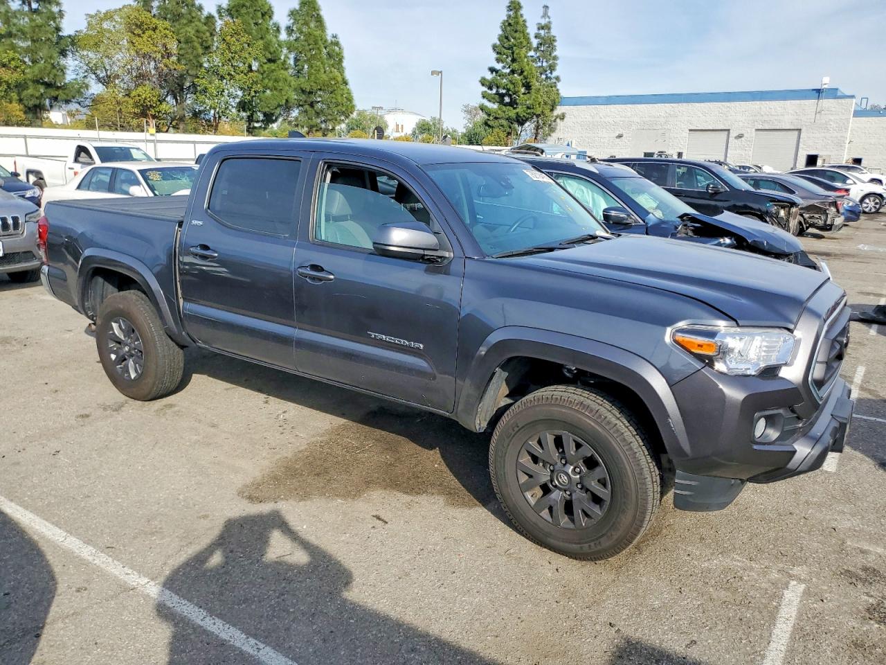 2022 TOYOTA TACOMA SR5 V6 — снимка 4