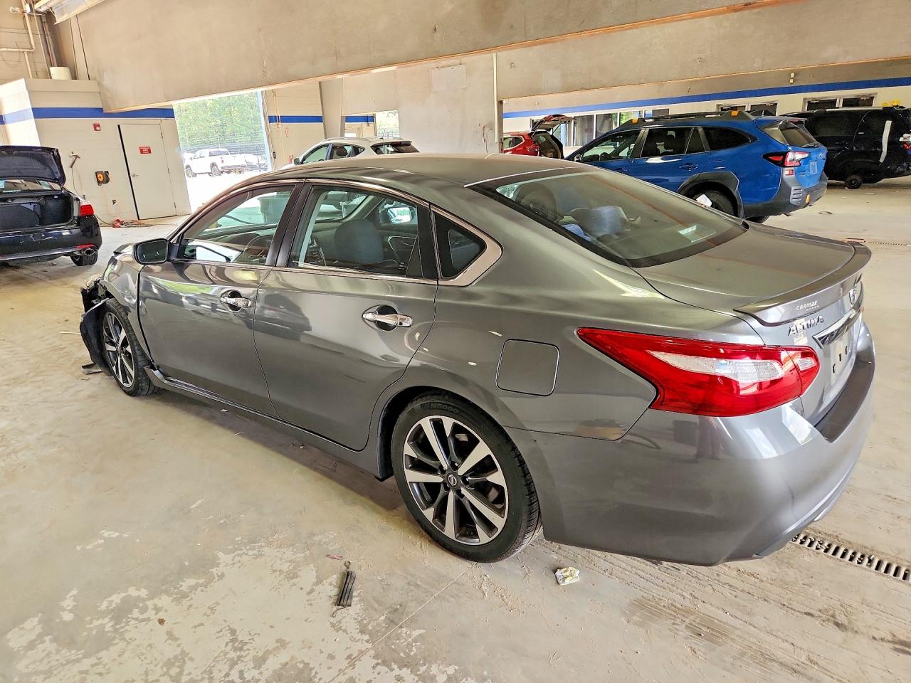 2016 NISSAN ALTIMA 2.5 SR — снимка 2