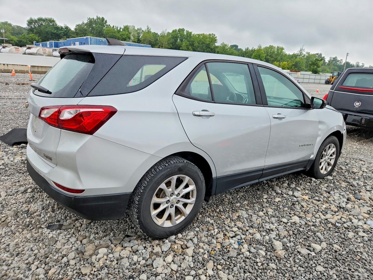 2019 CHEVROLET EQUINOX LS — снимка 3