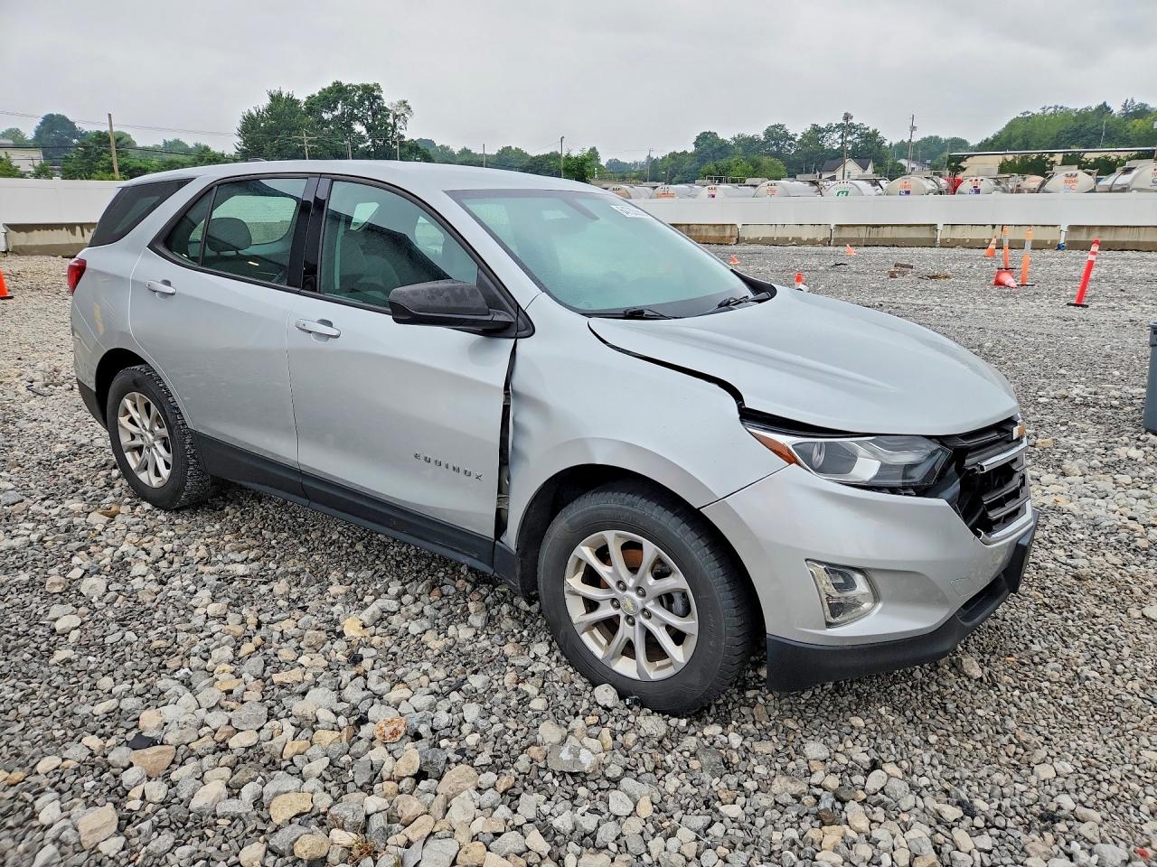 2019 CHEVROLET EQUINOX LS — снимка 4