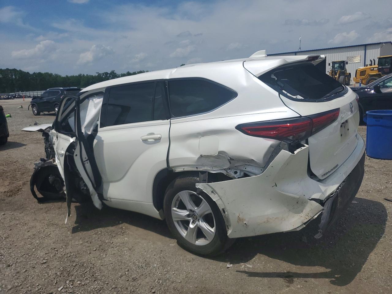 2021 TOYOTA HIGHLANDER LE — снимка 2