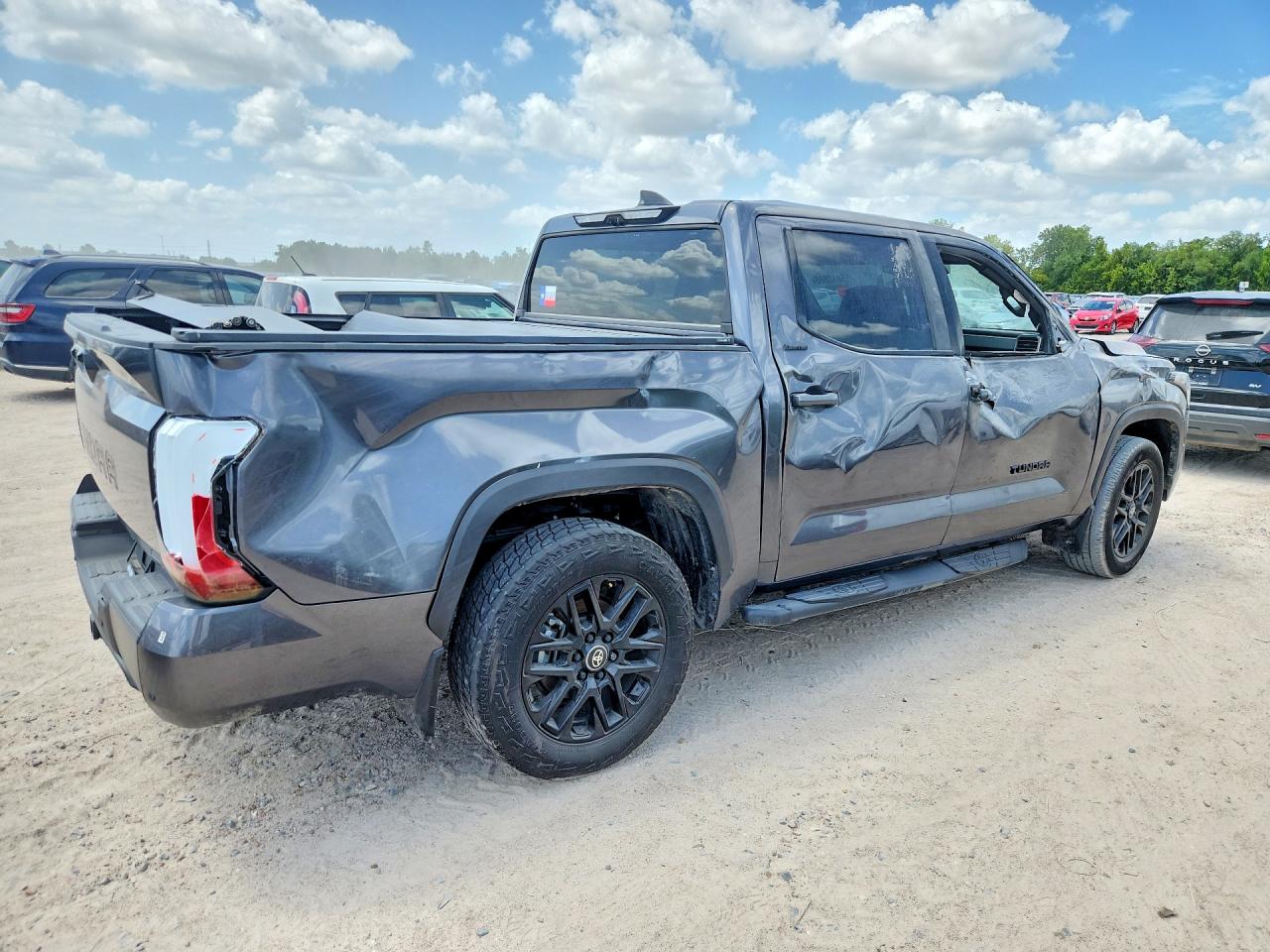 2025 TOYOTA TUNDRA CREWMAX LIMITED — снимка 3