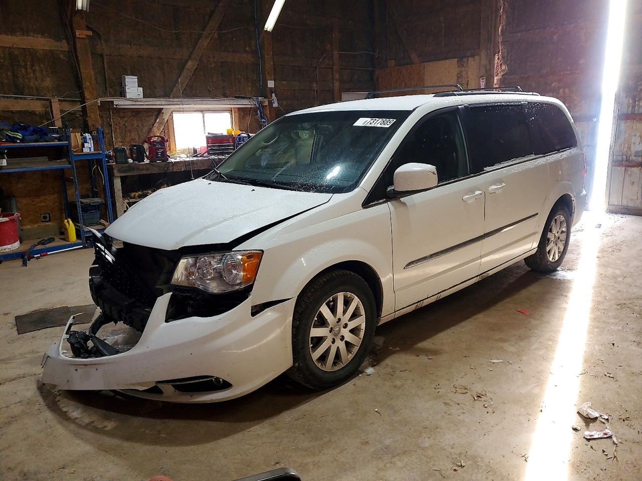 2015 CHRYSLER TOWN & COUNTRY TOURING