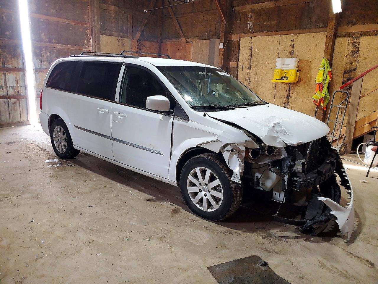 2015 CHRYSLER TOWN & COUNTRY TOURING — снимка 4