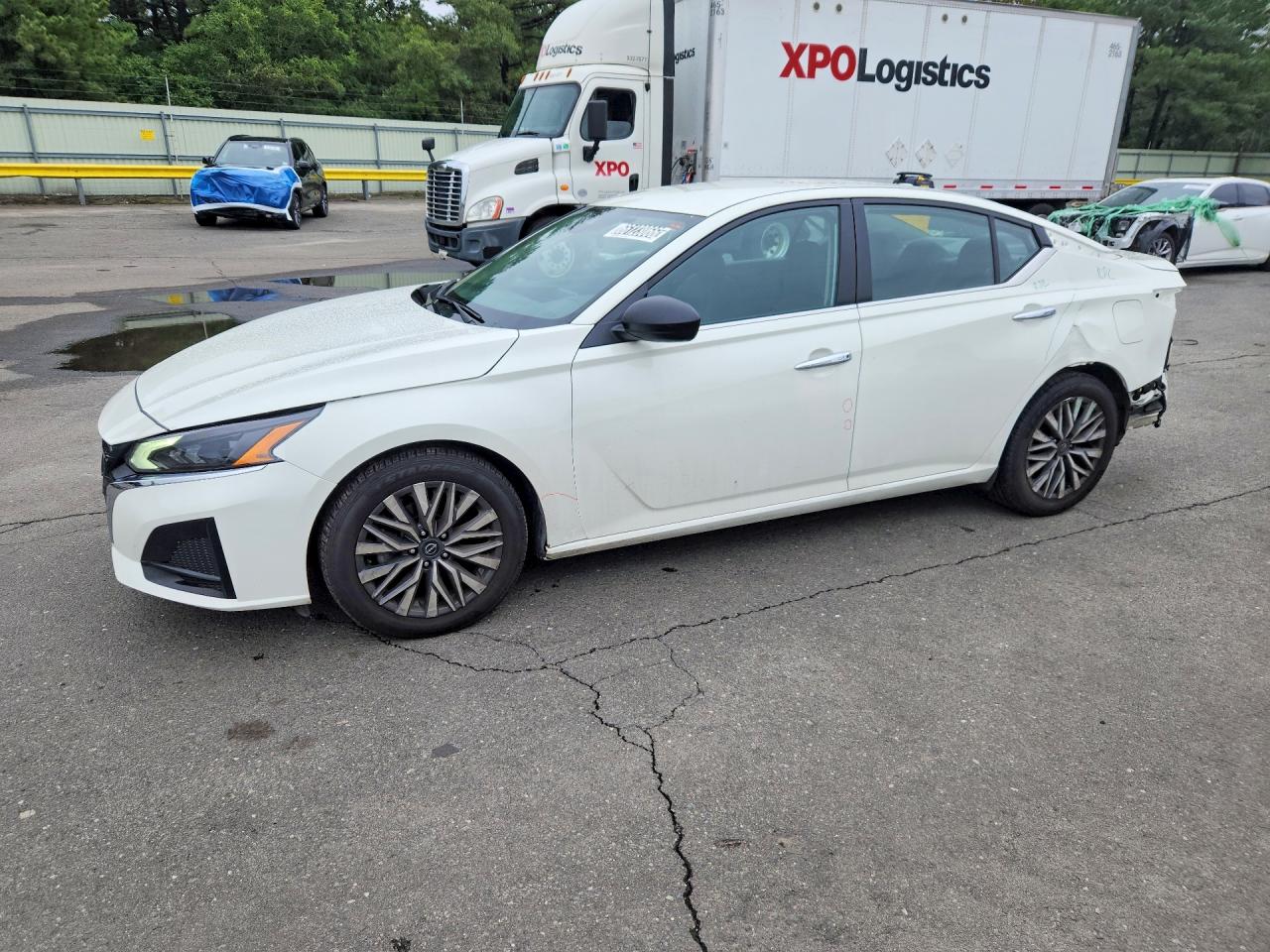 2025 NISSAN ALTIMA SV