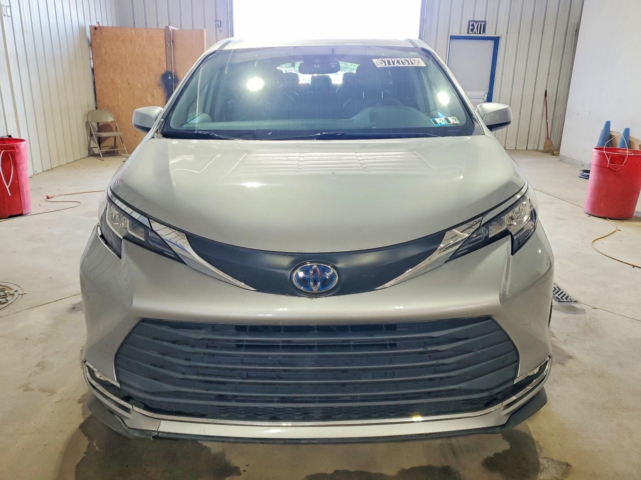 2023 TOYOTA SIENNA XLE — снимка 5