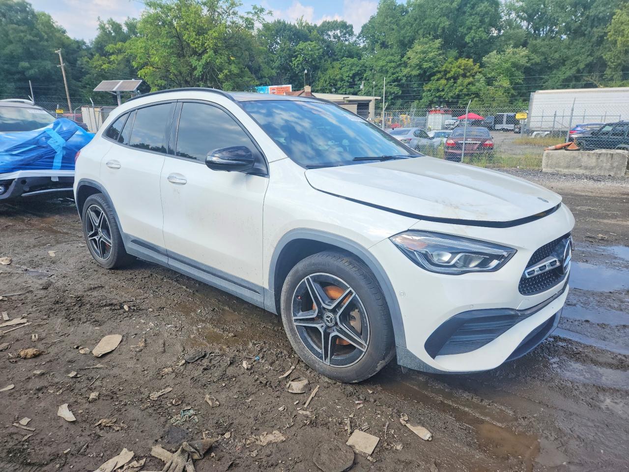 2021 MERCEDES-BENZ GLA 250 4MATIC — снимка 4