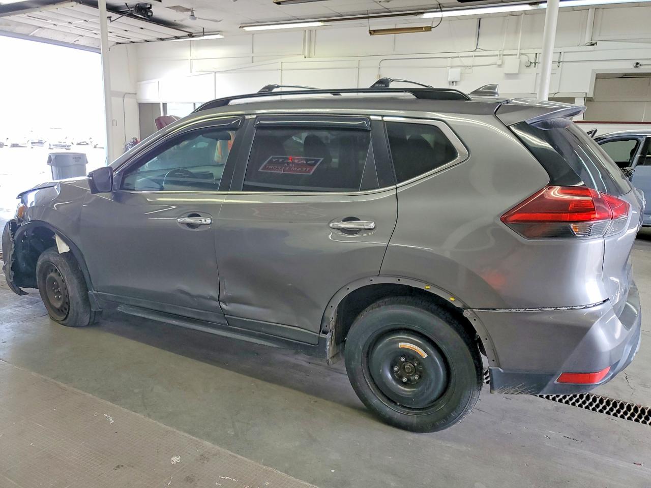 2018 NISSAN ROGUE SV — снимка 2