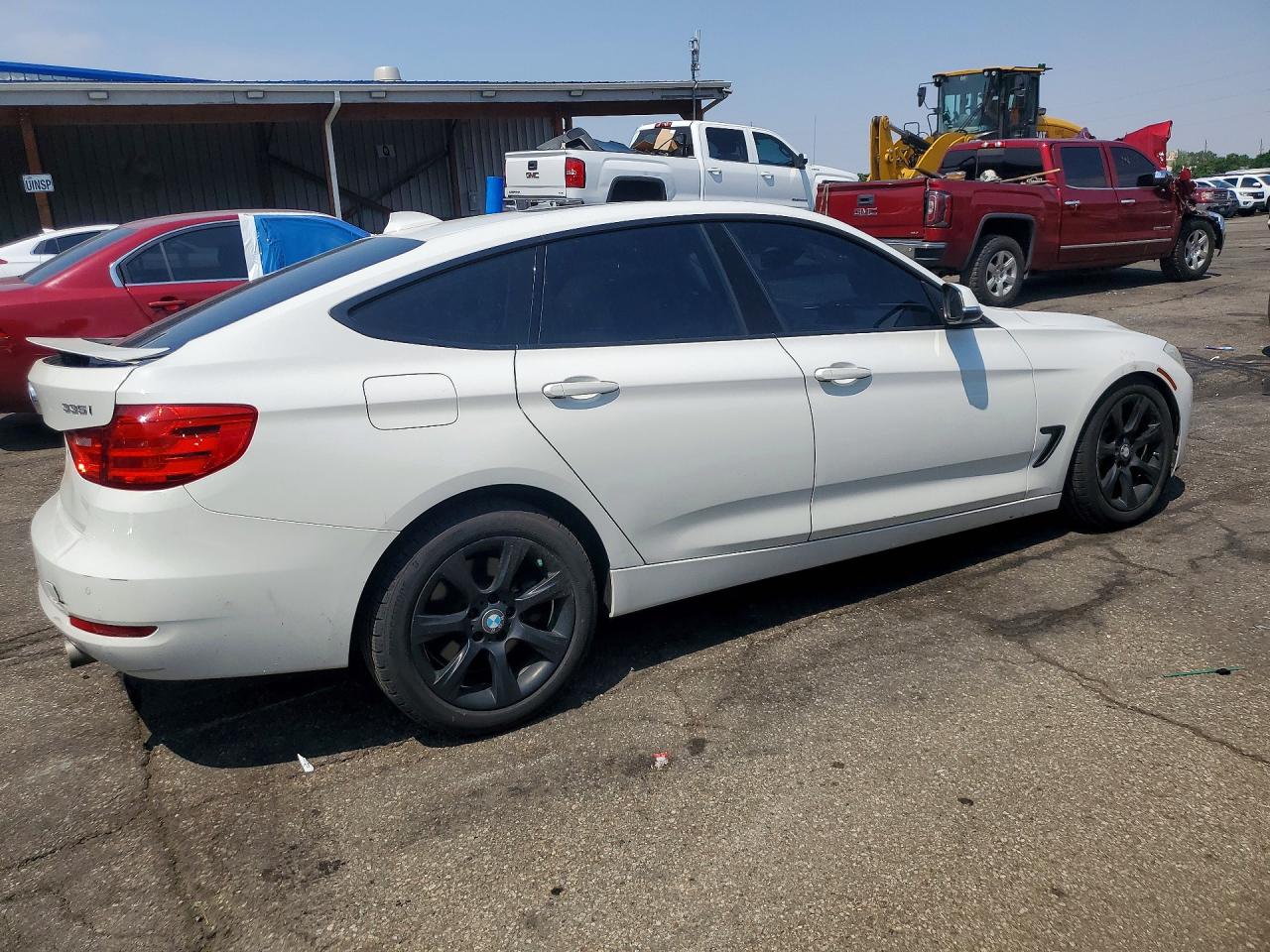 2015 BMW 335 XIGT — снимка 3