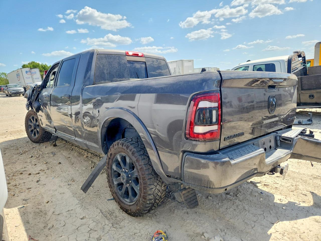 2022 RAM 2500 LARAMIE — снимка 2