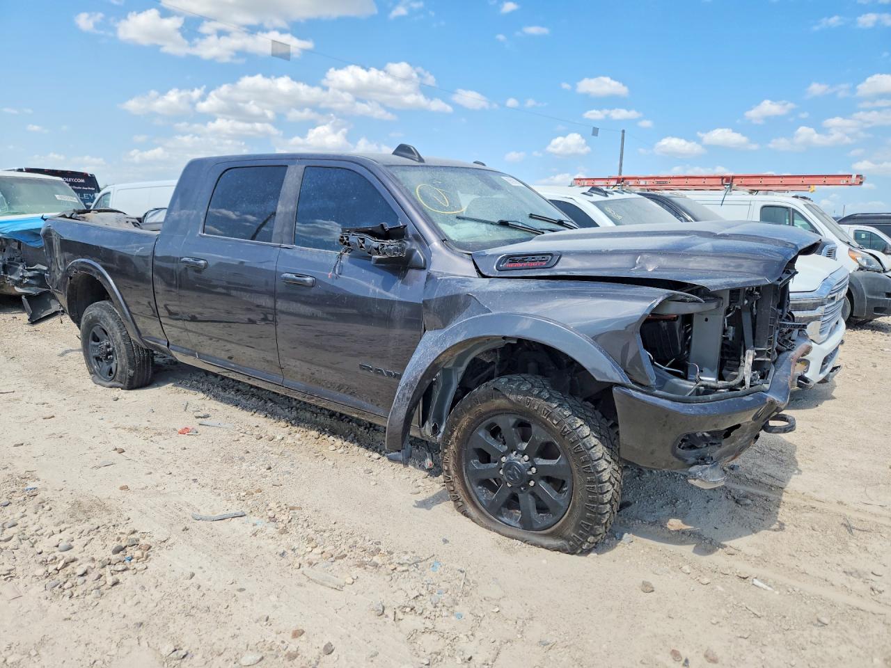 2022 RAM 2500 LARAMIE — снимка 4
