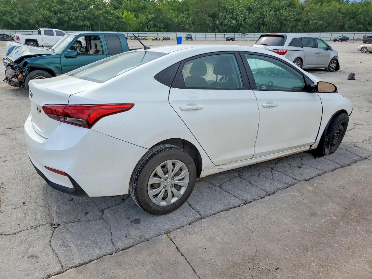 2021 HYUNDAI ACCENT SE — снимка 3