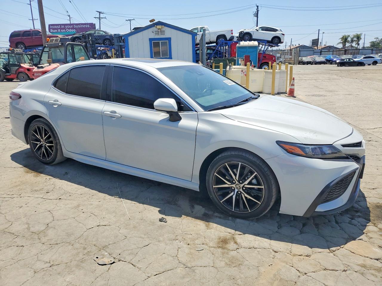 2023 TOYOTA CAMRY SE — снимка 4