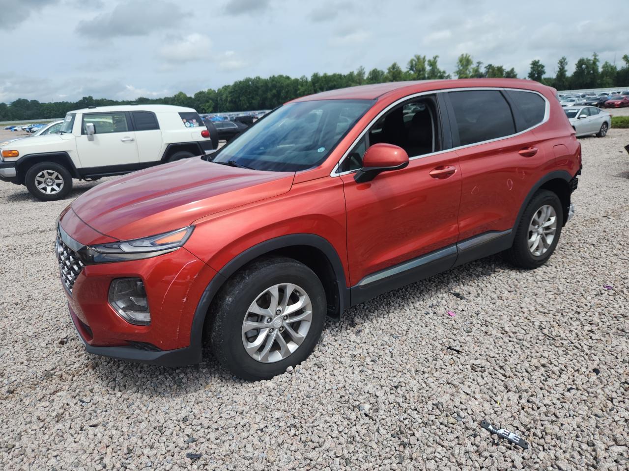 2019 HYUNDAI SANTA FE SE