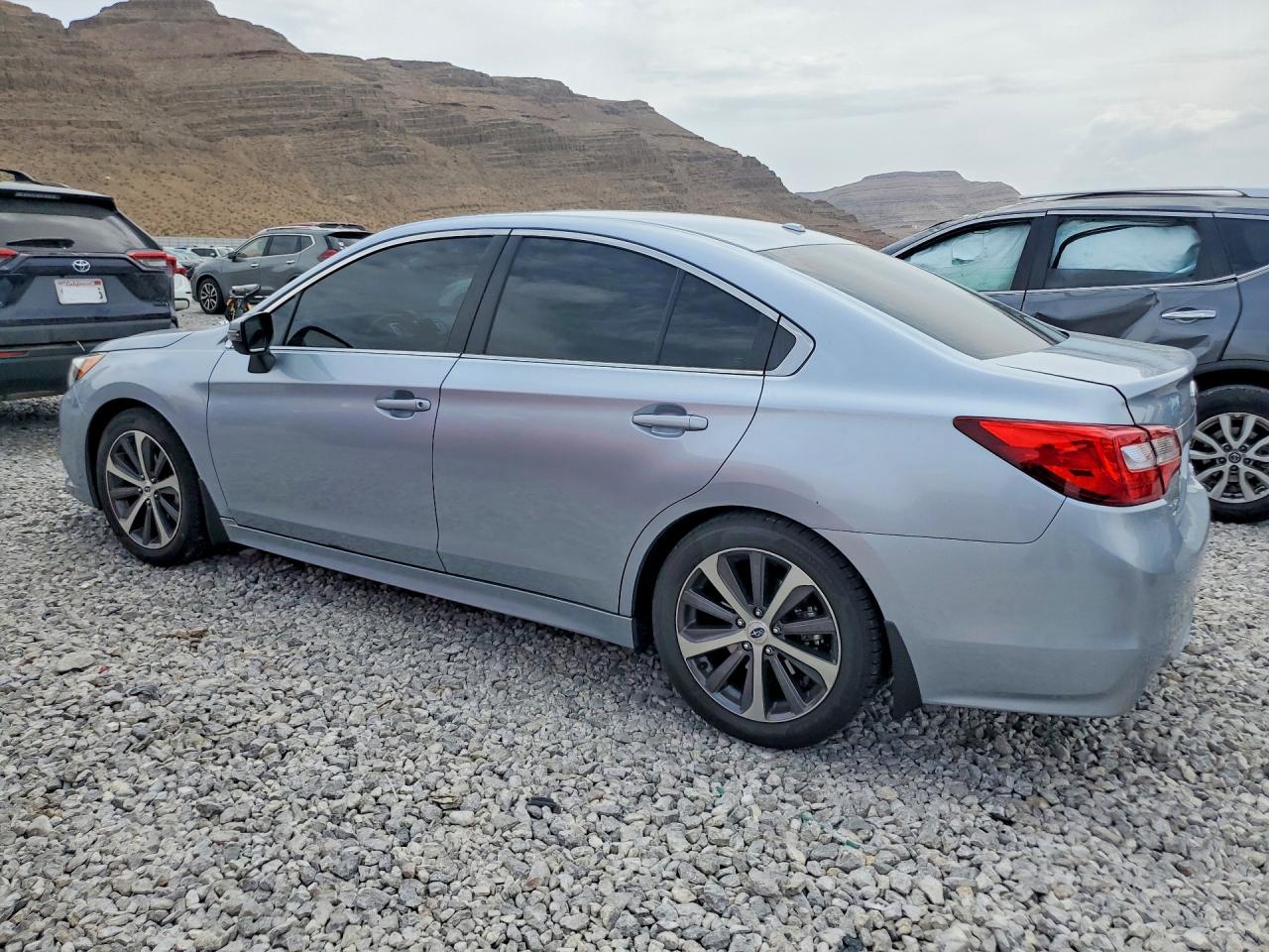2015 SUBARU LEGACY 2.5I LIMITED — снимка 2
