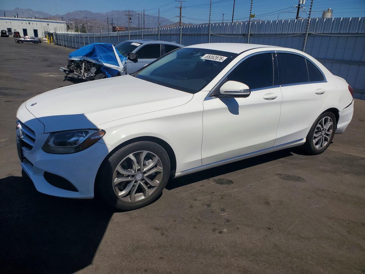 2016 MERCEDES-BENZ C 300