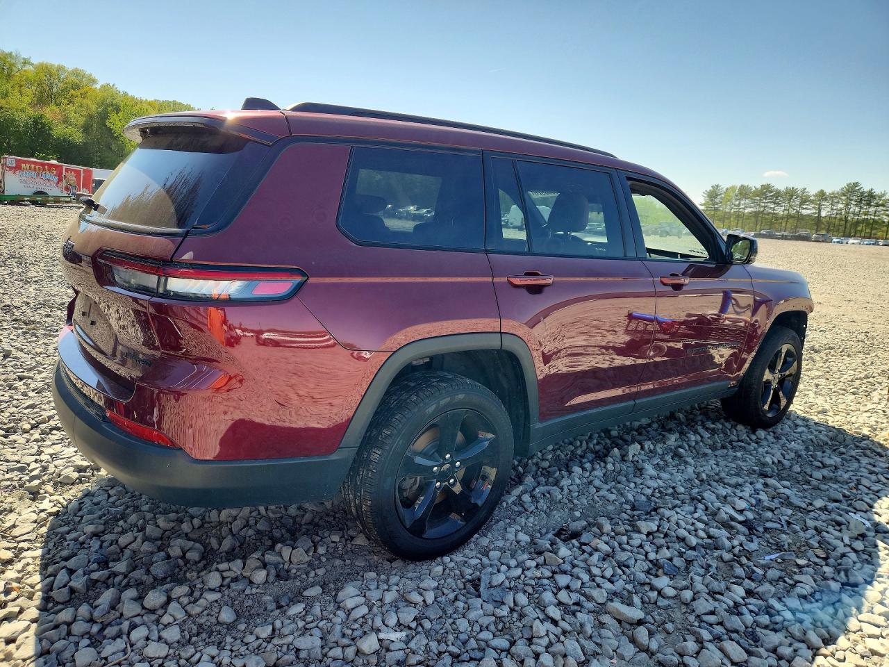 2025 JEEP GRAND CHEROKEE L LIMITED — снимка 3