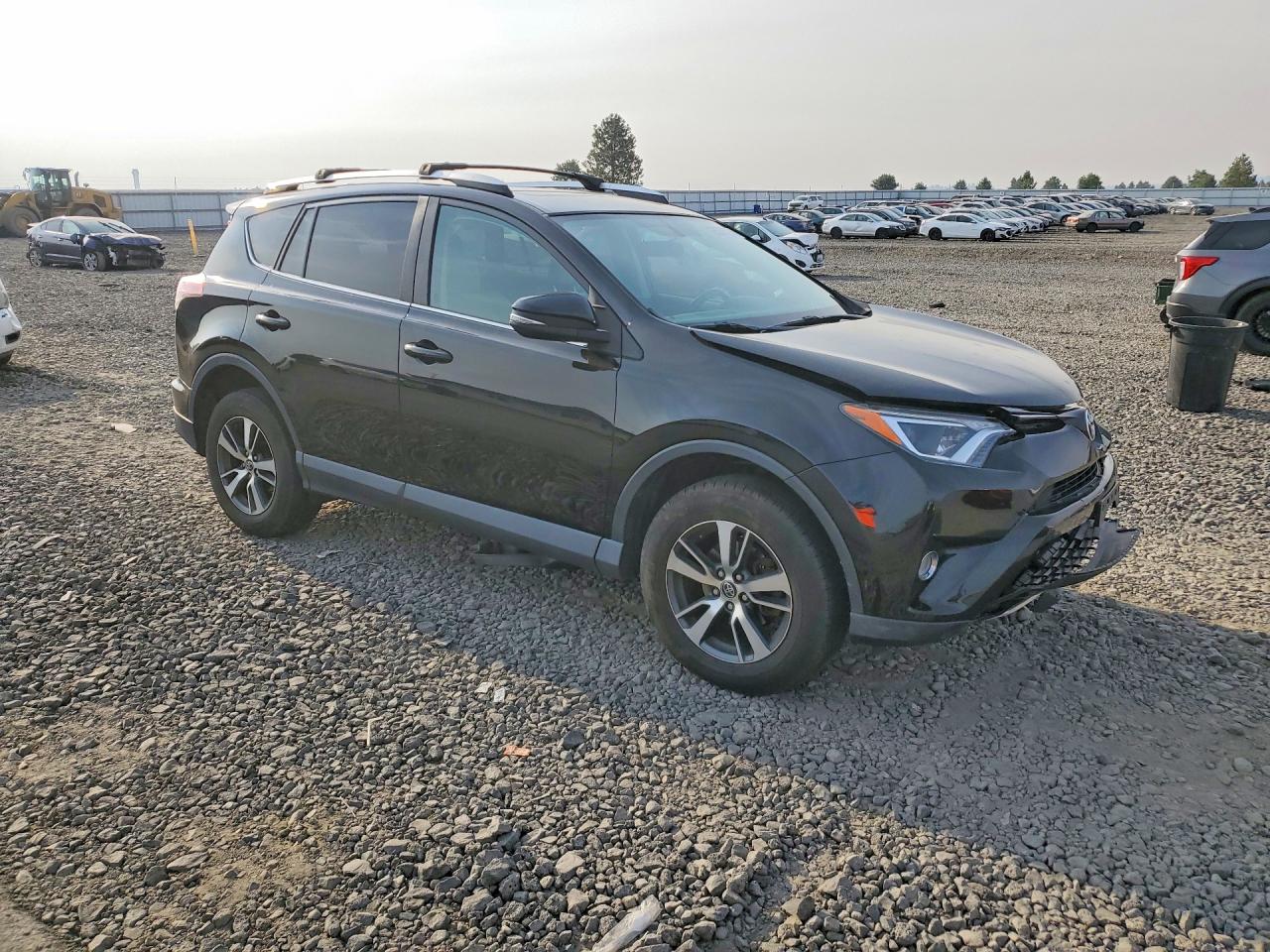 2016 TOYOTA RAV4 XLE — снимка 4