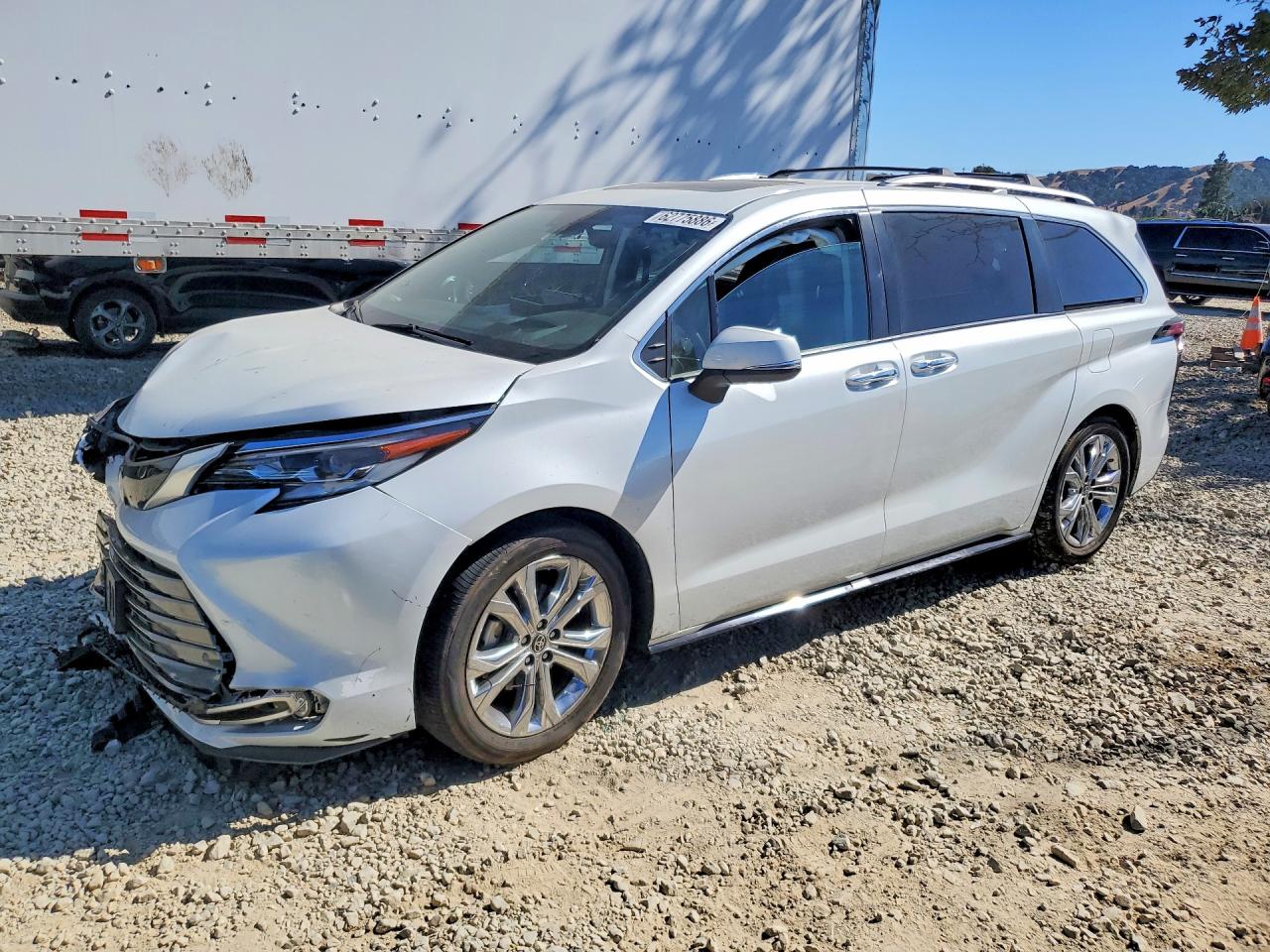2022 TOYOTA SIENNA PLATINUM 7-PASSENGER