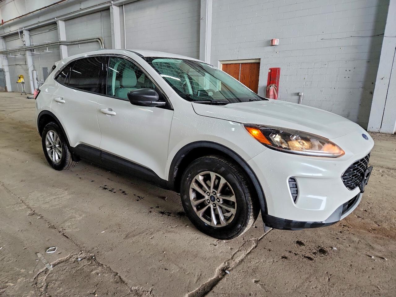 2022 FORD ESCAPE SE — снимка 4