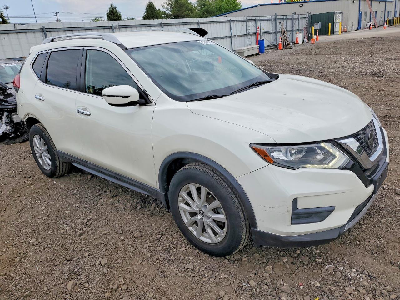 2018 NISSAN ROGUE SV — снимка 4