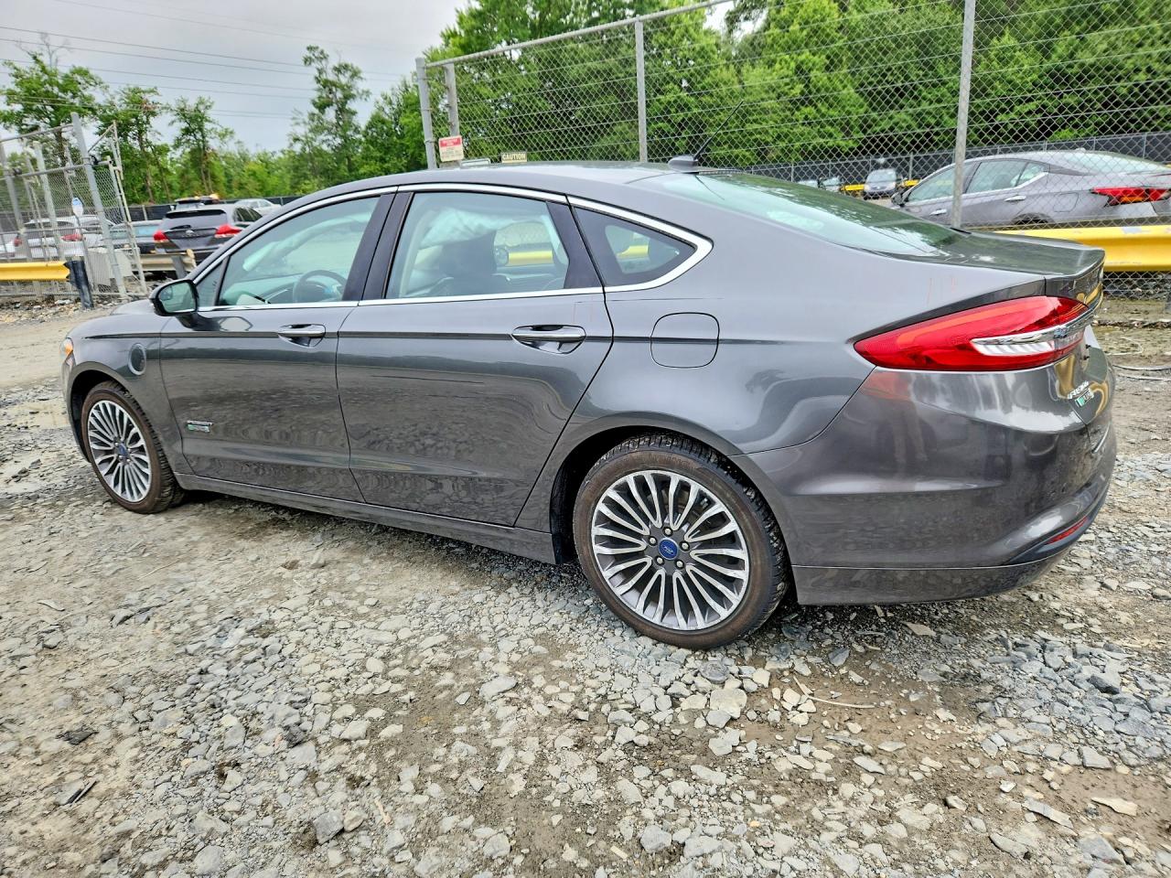 2017 FORD FUSION SE PHEV — снимка 2