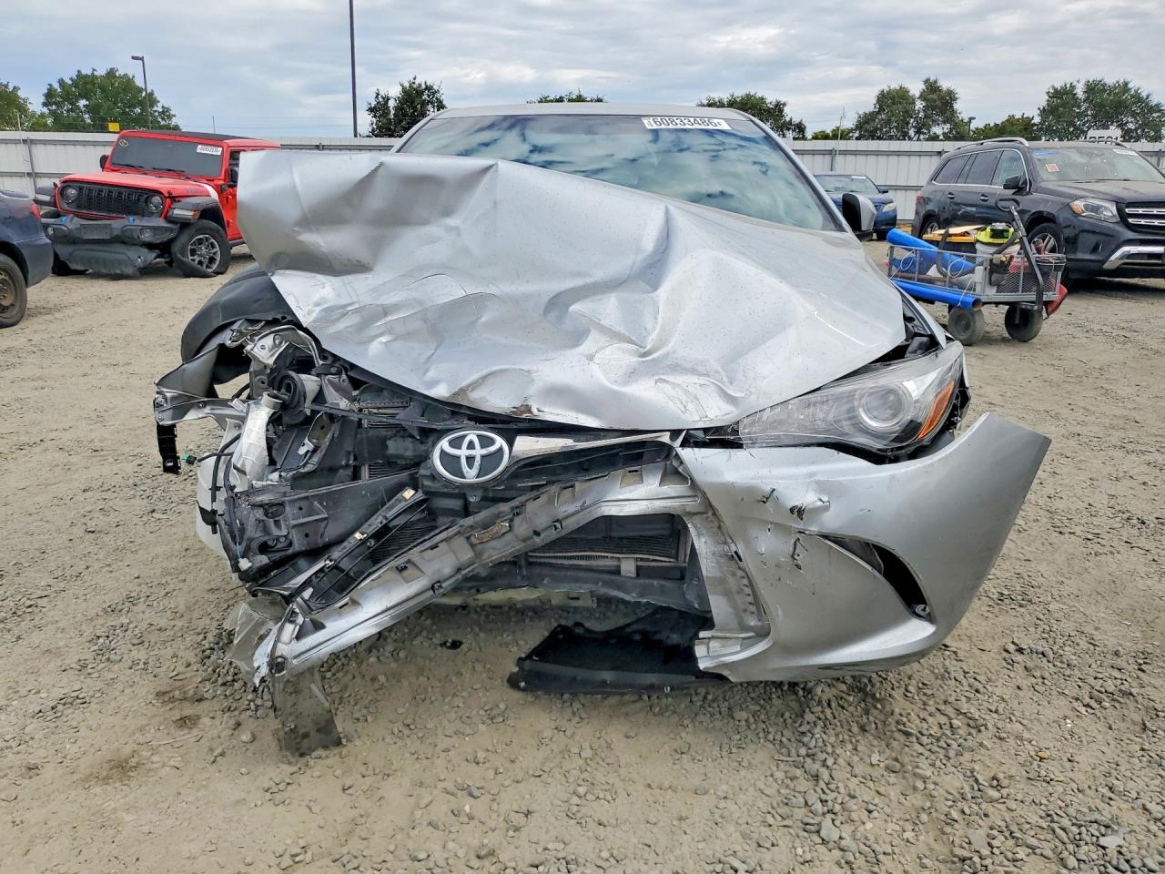 2017 TOYOTA CAMRY SE — снимка 5