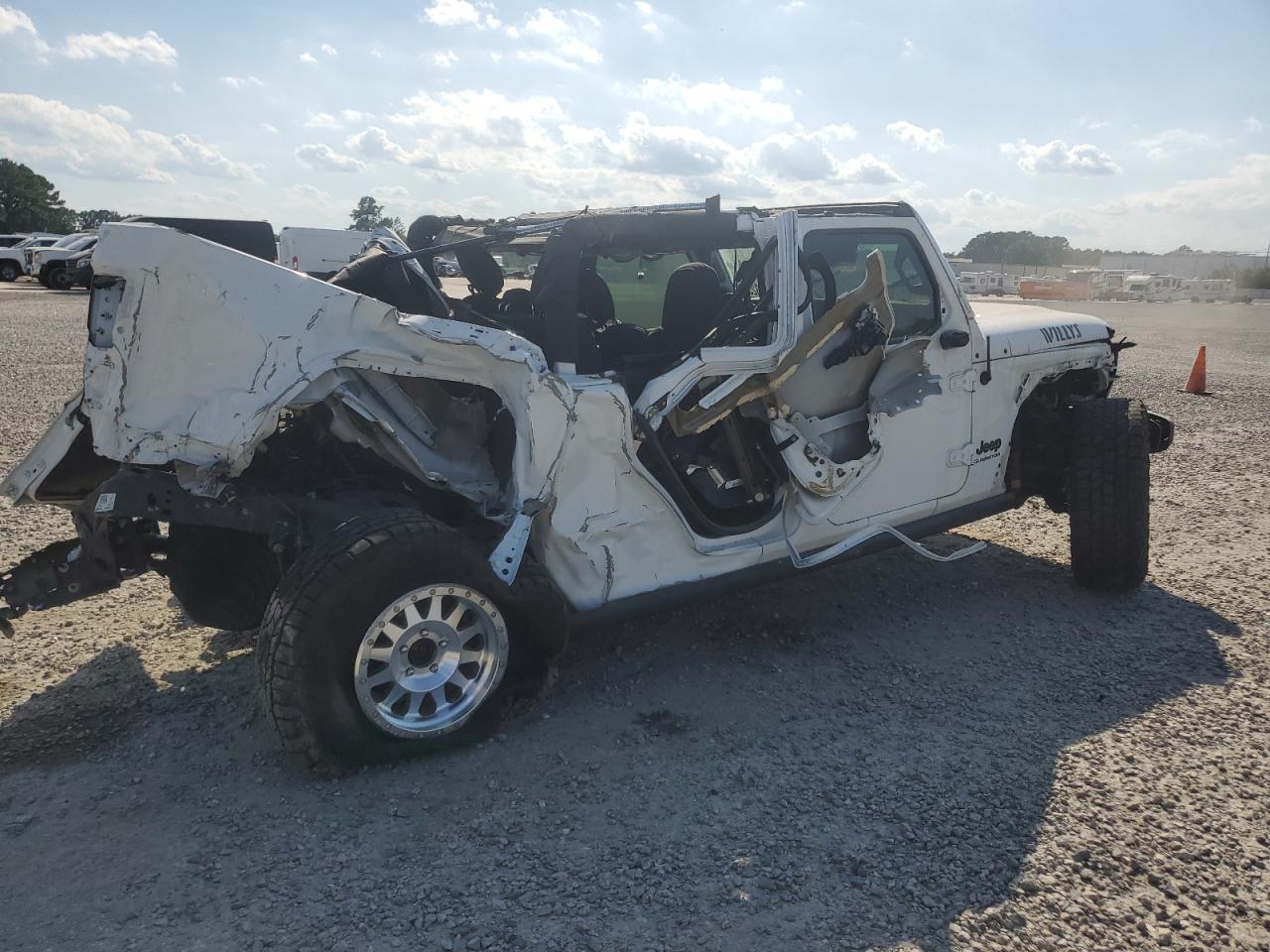 2021 JEEP GLADIATOR SPORT — снимка 3