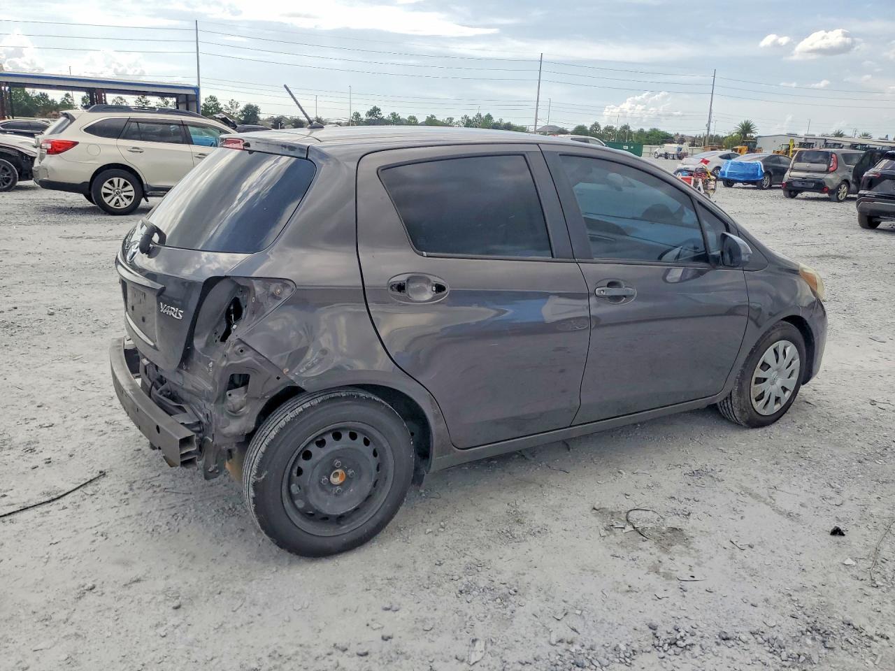 2015 TOYOTA YARIS 5-DOOR L — снимка 3