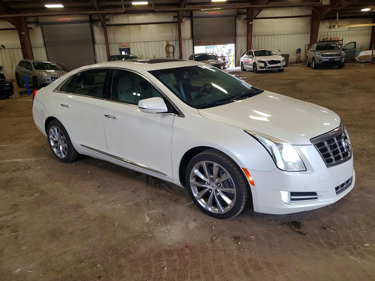 2013 CADILLAC XTS LUXURY COLLECTION — снимка 4