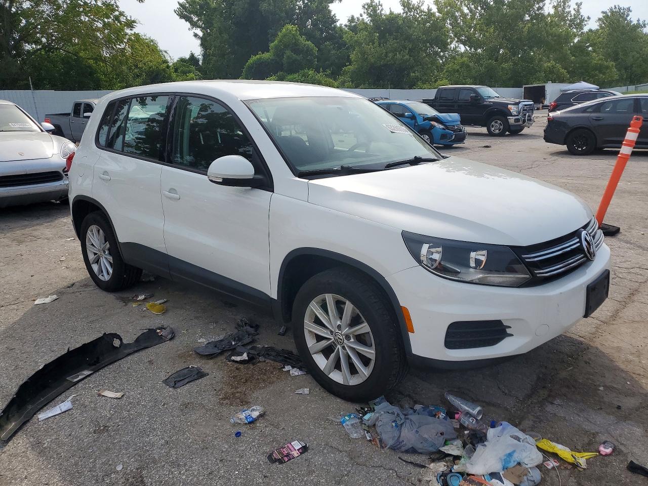 2017 VOLKSWAGEN TIGUAN S — снимка 4