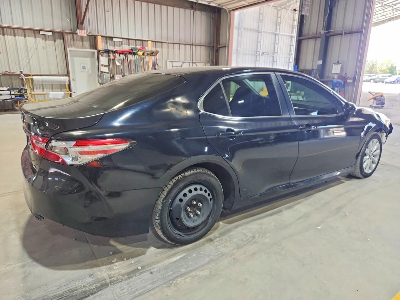 2018 TOYOTA CAMRY LE — снимка 3