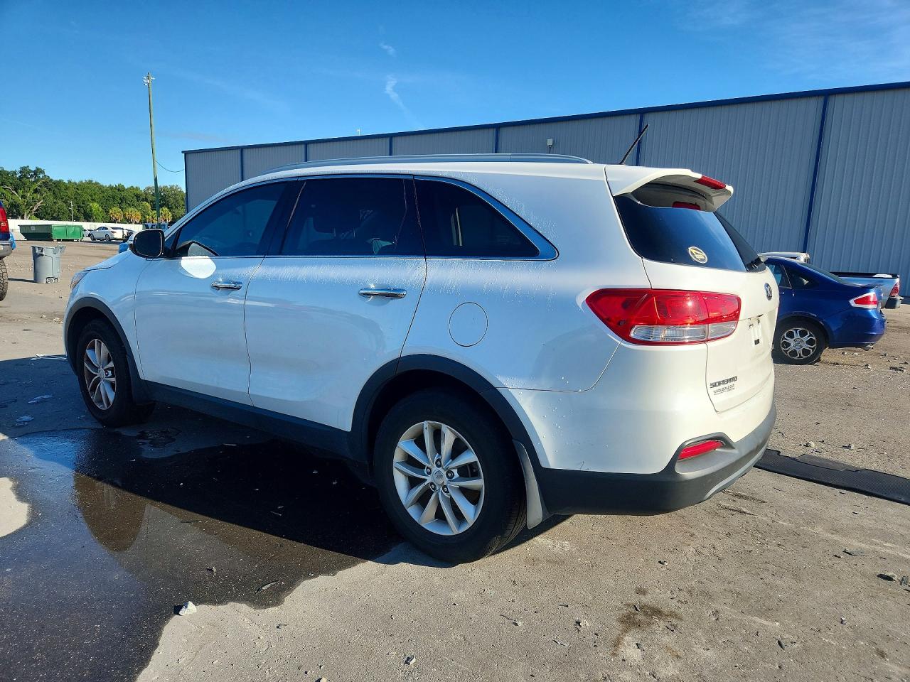 2017 KIA SORENTO LX — снимка 2